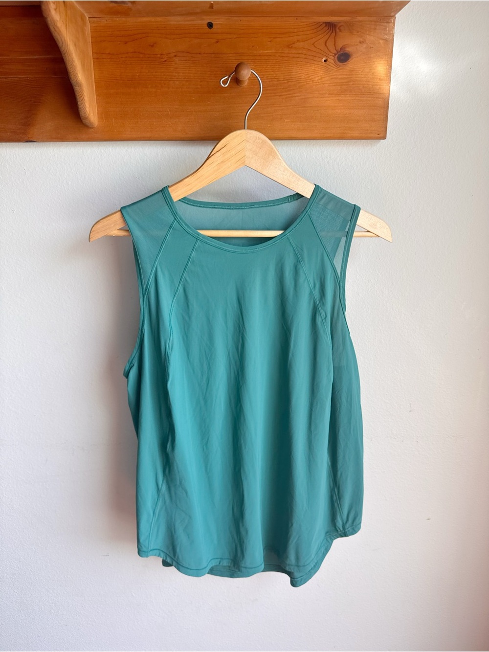 lululemon athletica Teal Performance Tank - Women